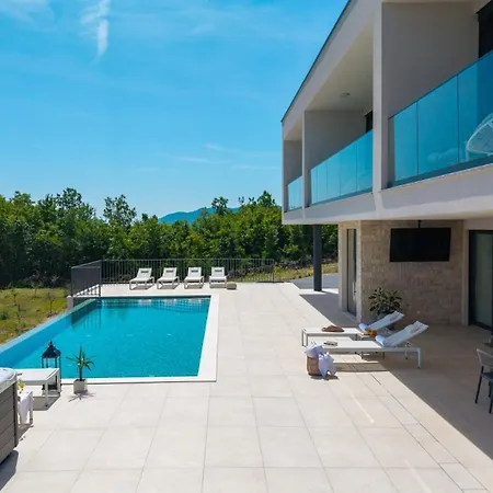 فيلة Hillside Gem Heated Pool,hottub,billiard