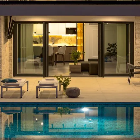 Hillside Gem Heated Pool,hottub,billiard * إيموتسكي