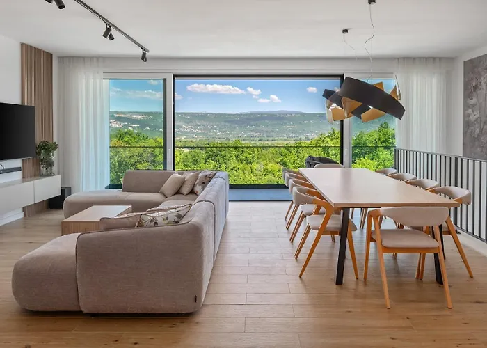 Hillside Gem Heated Pool,hottub,billiard Imotski