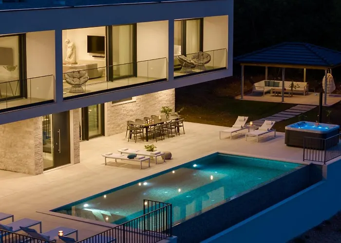 Hillside Gem Heated Pool,hottub,billiard Imotski